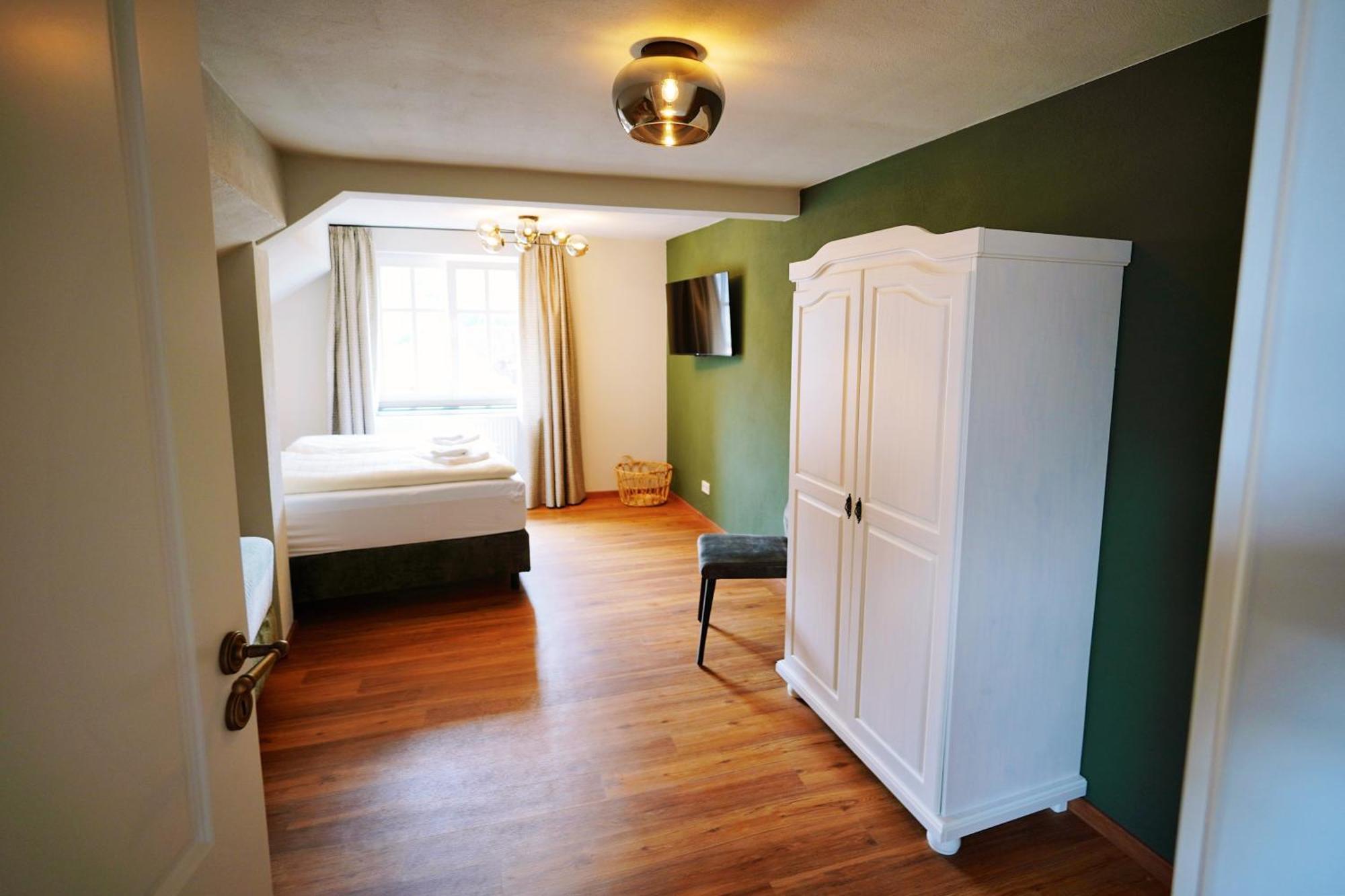 Winzerhaus Am Kardinalsberg Apartment Bernkastel-Kues Bagian luar foto